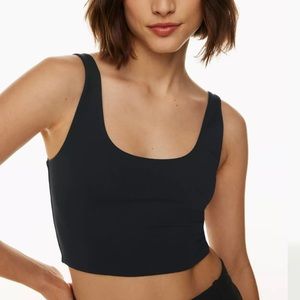 Like new Babaton scoopneck contour crop tank by Aritzia
